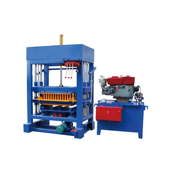 QT4-30 柴油液壓制塊機